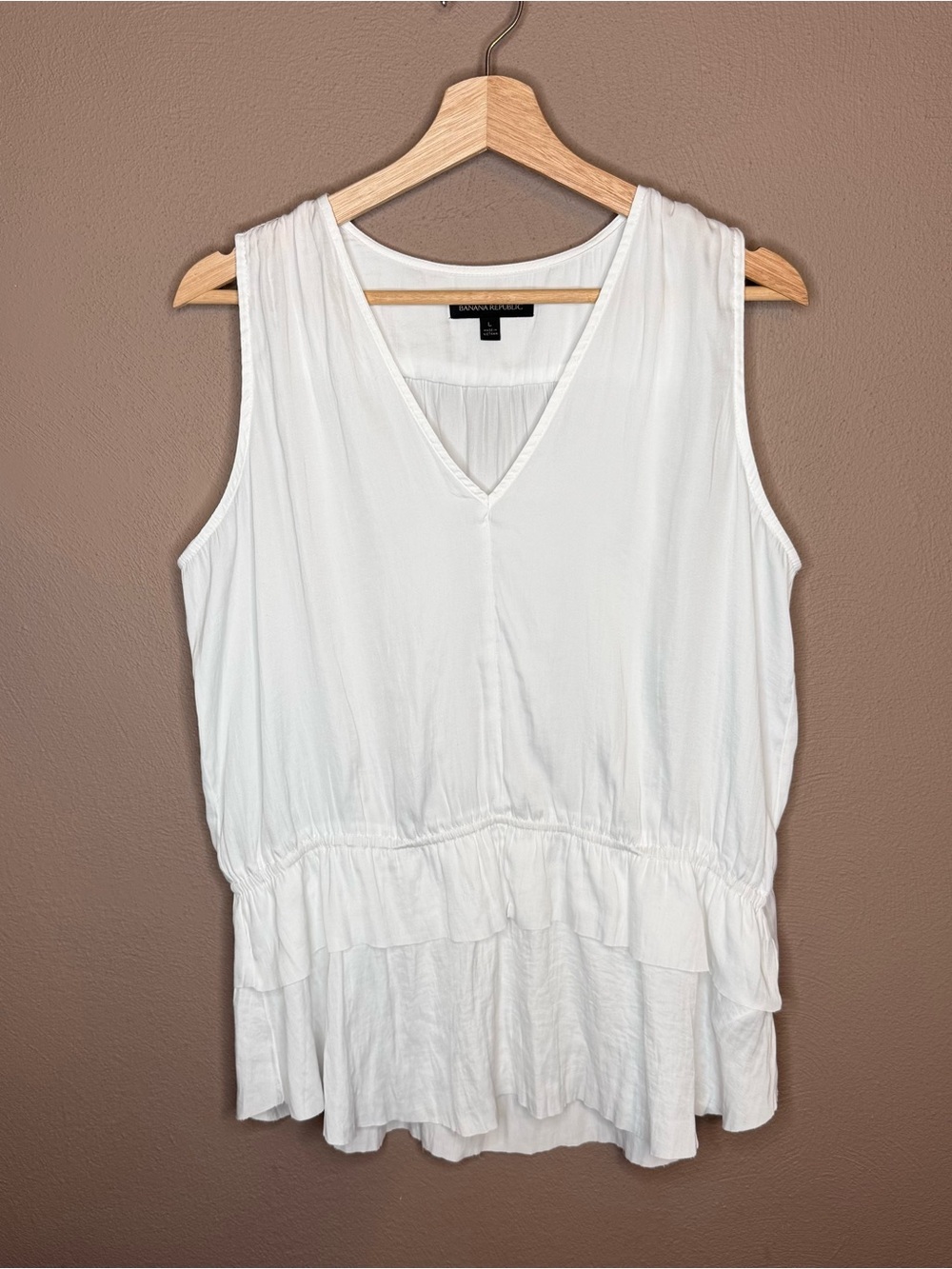 Banana Republic Crinkle Gauze Ivory Tiered Tank Top Women’s Size Large